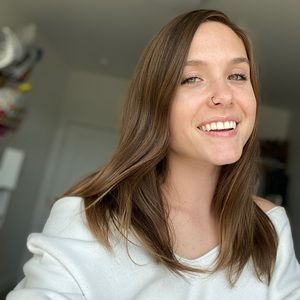 Meet your Posher, Olivia